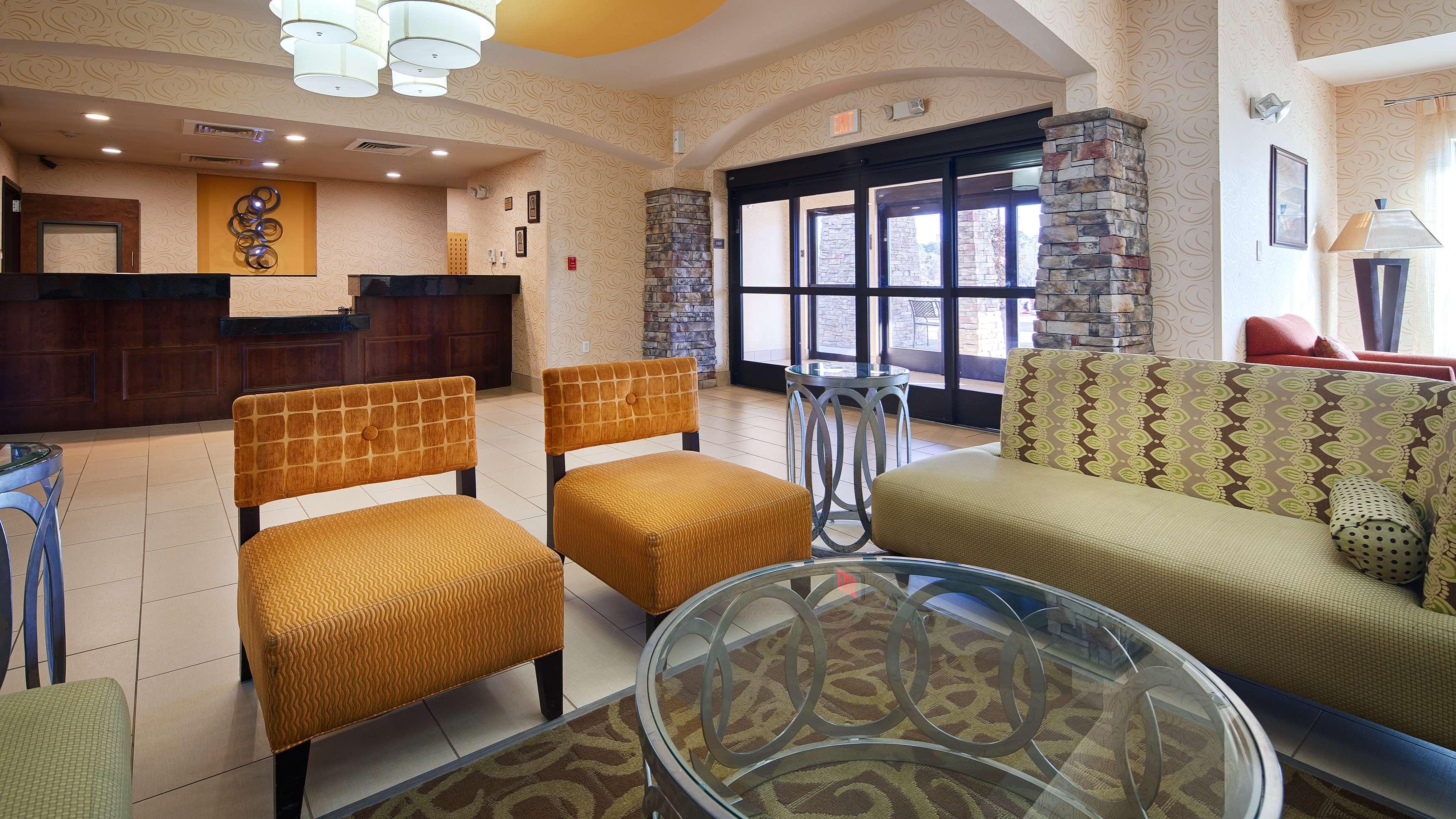 Best Western Plus Desoto Inn & Suites Mansfield Экстерьер фото