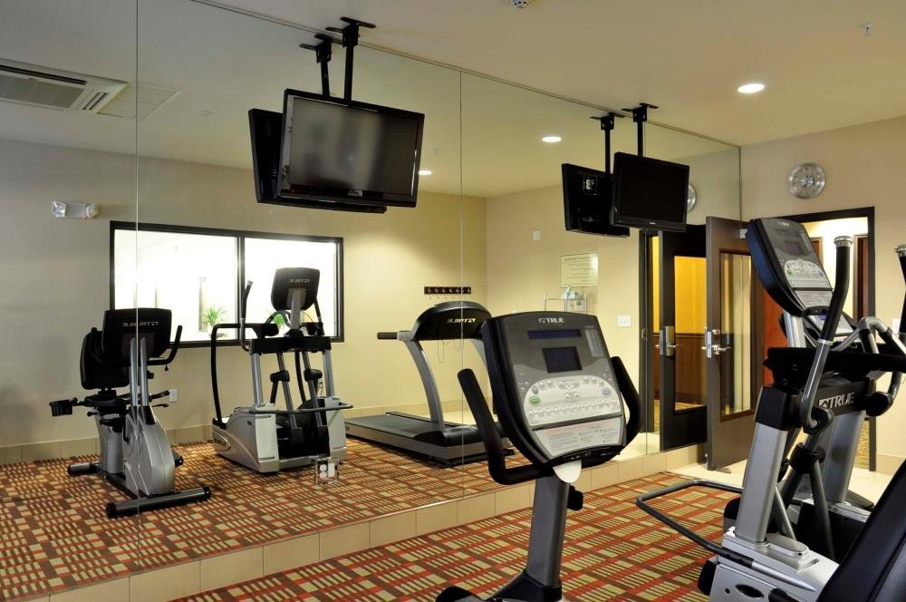 Best Western Plus Desoto Inn & Suites Mansfield Удобства фото